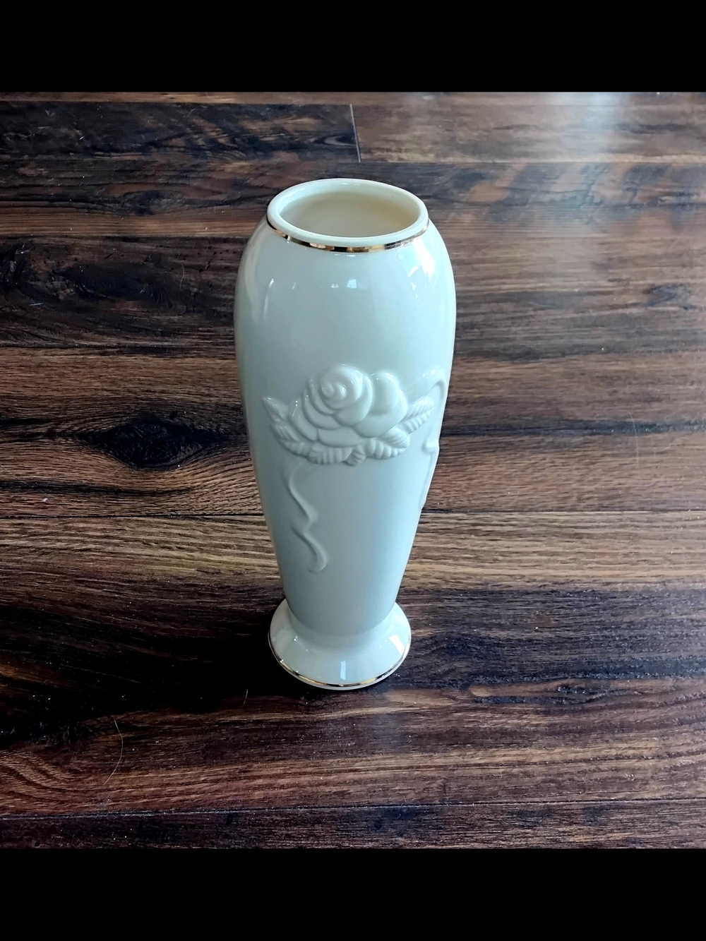Lenox Porcelain Rose Blossom Bud Vase with 24k Gold Trim